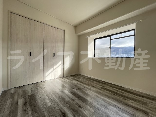 Lakia Maison瓢箪山の内装|明るい室内です
