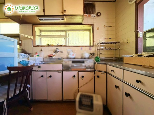日立市西成沢町1丁目　中古戸建のキッチン|家事動線に配慮した使いやすいL字キッチンです！