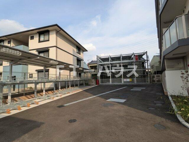 エヌステージ西船橋市川の駐車場