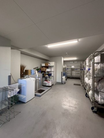 24時間ゴミ出し可能なゴミ置場。管理が行き届き、清潔に保たれています。