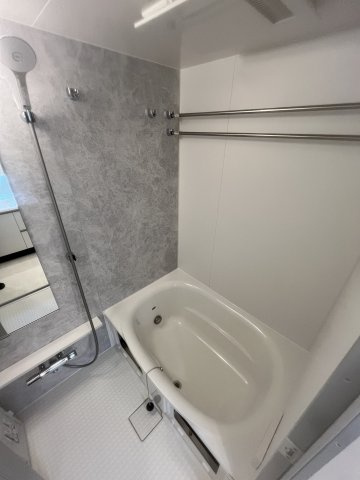 びゅうリエット横浜東神奈川の浴室|※別号室の参考写真です(現況優先・仕様違いの場合あり)