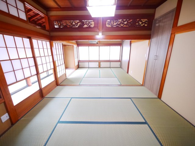 東金市南上宿　平屋中古戸建の和室|内外装リフォーム済み敷地約121坪駐車5台可能 リビング約16帖 都市ガス上下水 カスミ徒歩約10分