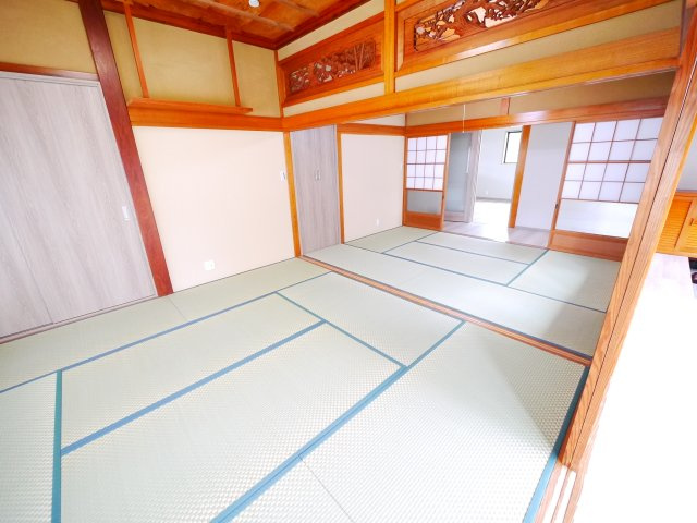 東金市南上宿　平屋中古戸建の和室|内外装リフォーム済み敷地約121坪駐車5台可能 リビング約16帖 都市ガス上下水 カスミ徒歩約10分