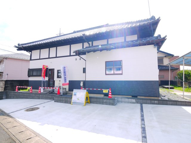 東金市南上宿　平屋中古戸建の外観|内外装リフォーム済み敷地約121坪駐車5台可能 リビング約16帖 都市ガス上下水 カスミ徒歩約10分