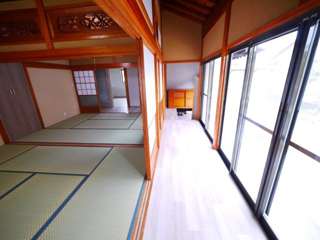 東金市南上宿　平屋中古戸建の内装|内外装リフォーム済み敷地約121坪駐車5台可能 リビング約16帖 都市ガス上下水 カスミ徒歩約10分