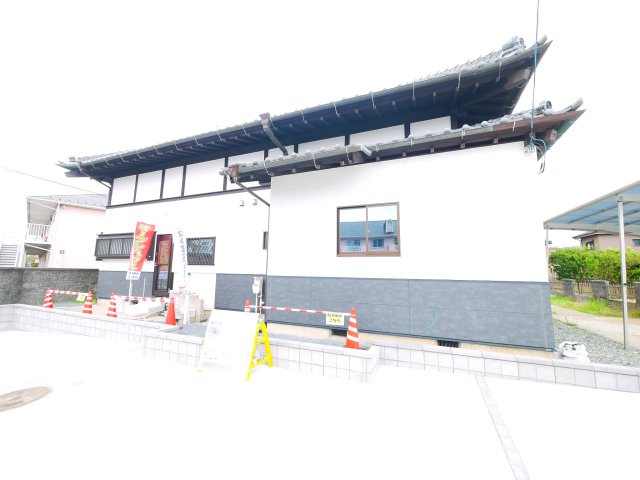 東金市南上宿　平屋中古戸建の外観|内外装リフォーム済み敷地約121坪駐車5台可能 リビング約16帖 都市ガス上下水 カスミ徒歩約10分