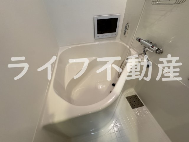 エグゼ大阪城東の浴室|コンパクトで使いやすいお風呂です