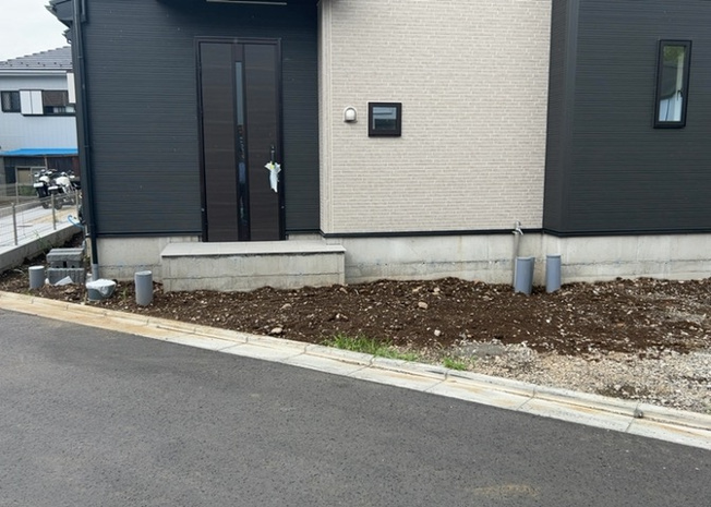 【構造・工法・仕様】 | 木造住宅とは土台、壁、柱など建築物の強度を支える構造体の材に木が使用されている構造を指します。構造体は建物の自重を支えるだけではなく風圧や水圧、積裁荷重などあらゆる衝撃に耐えるための基礎です。