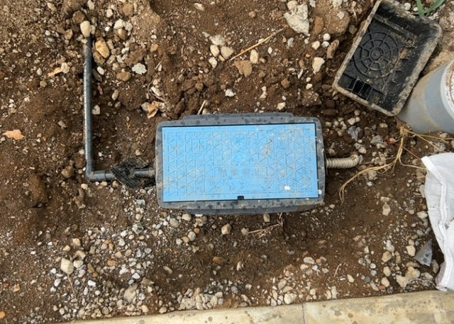 【設備】 | 敷地内には、散水栓や立水栓があります。水道水を直接利用できるため、水を運ぶ手間を省くことが出来ます。大量の水を必要とする洗車作業や清掃などに役立ちます。その他設備とあわせて、現地でご確認ください。