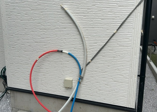 【発電・温水設備】 | 省エネ給湯器とは従来型の給湯器より熱効率が高く、少ない燃料でたくさんのお湯を沸かすことが出来る高効率な給湯器のことを指します。また、省エネ給湯器には種類があり、利便性や効果なども様々です。