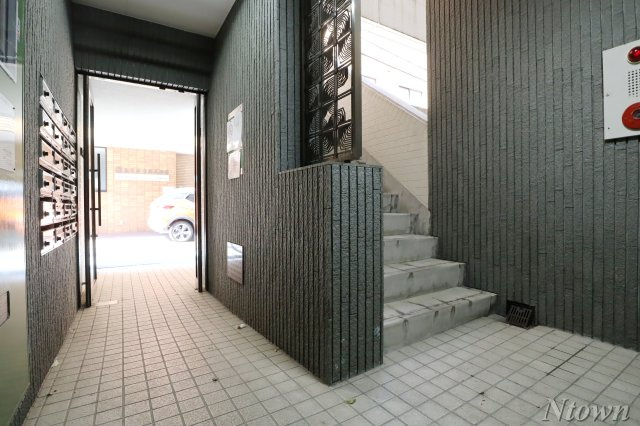 【ロビー】 | リバーパークヴィレッジ | 建物の内部です