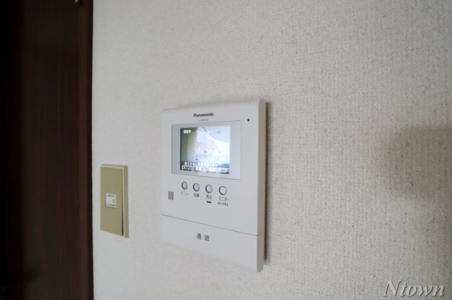 【セキュリティ】 | リバーパークヴィレッジ | モニター付きインターホンです