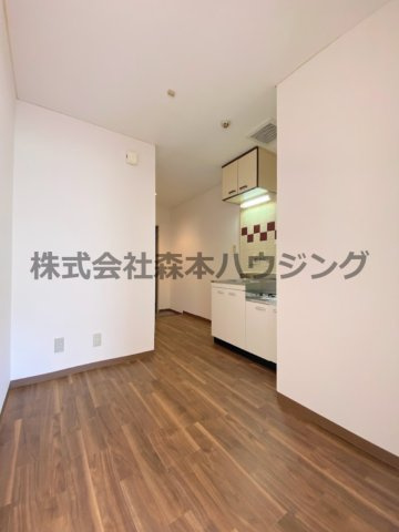 【居間・リビング】 | 　プレアール蔀屋本町 | 使いやすいキッチンスペースです