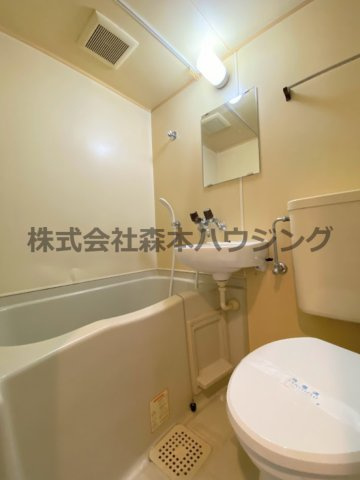 【浴室】 | 　プレアール蔀屋本町 | ゆったり過ごせるお風呂です