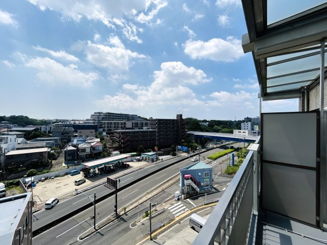 車生活の方には便利な立地◎室内は全居室６帖以上あるのでどの部屋も使いやすいのがGOOD☆最上階の眺望は言わずもがな、開けててきもちぃぃ♪な『ライオンズマンション横浜常盤台』リフォームの展望
