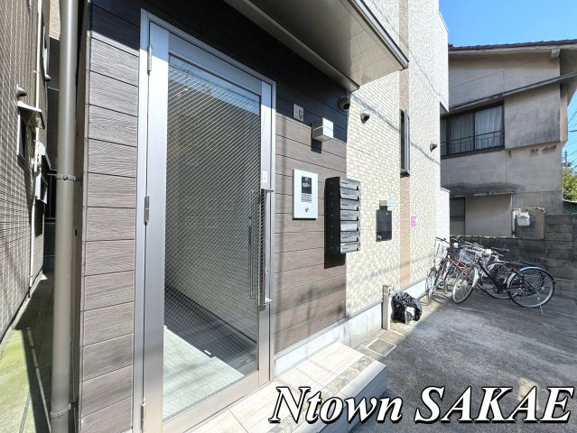 【エントランス】 | コーポSAKO | エントランスです