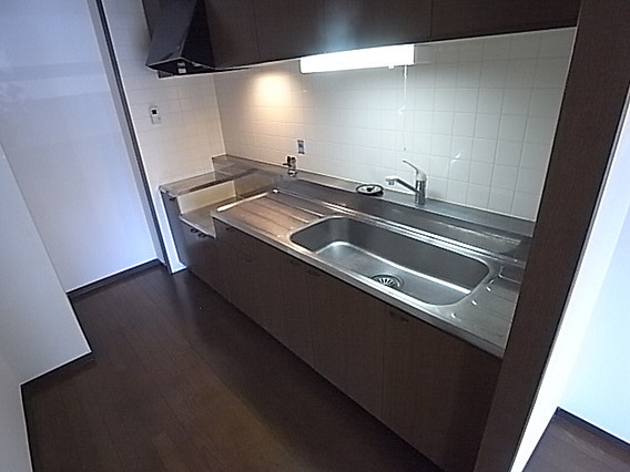 神戸市東灘区魚崎南町４丁目の賃貸マンションのキッチン