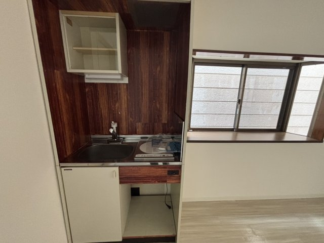 神戸市東灘区深江本町３丁目の賃貸マンションのキッチン