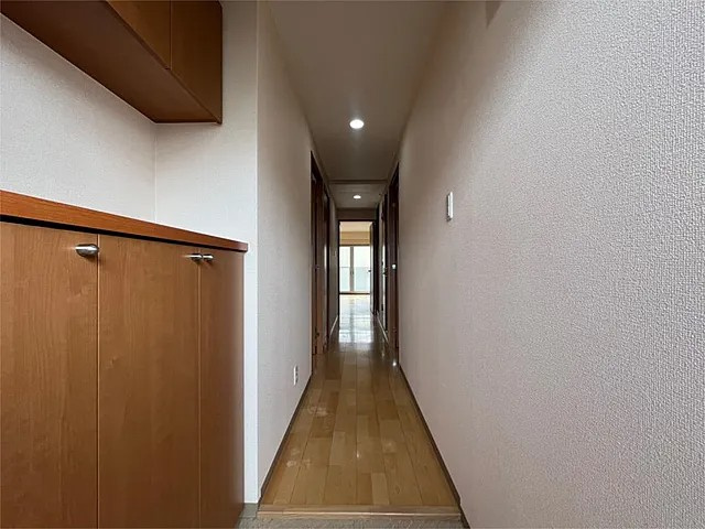 ラフィーネ御影の玄関