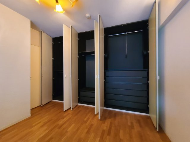芦屋市東山町の賃貸マンションの収納