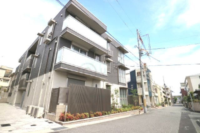 神戸市東灘区森南町１丁目のアパート