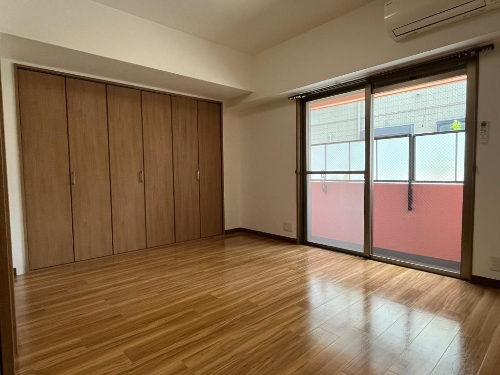 神戸市東灘区魚崎北町５丁目の賃貸マンションの居間・リビング