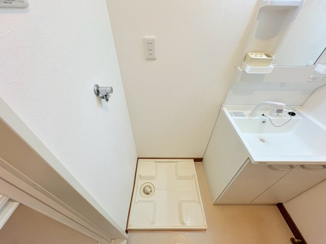 神戸市東灘区魚崎北町５丁目の賃貸マンションの洗面所
