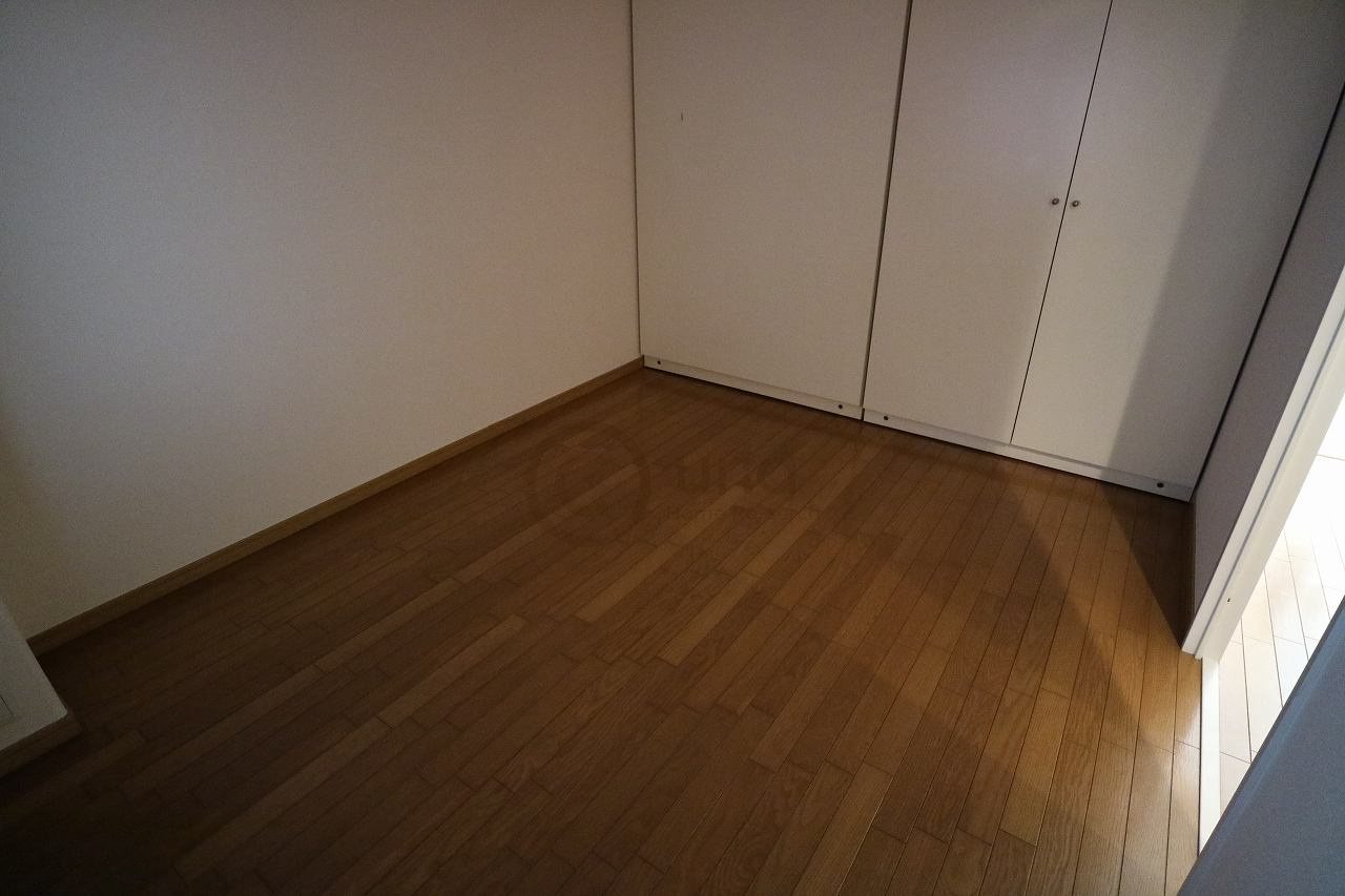 神戸市東灘区甲南町１丁目の賃貸マンションの洋室