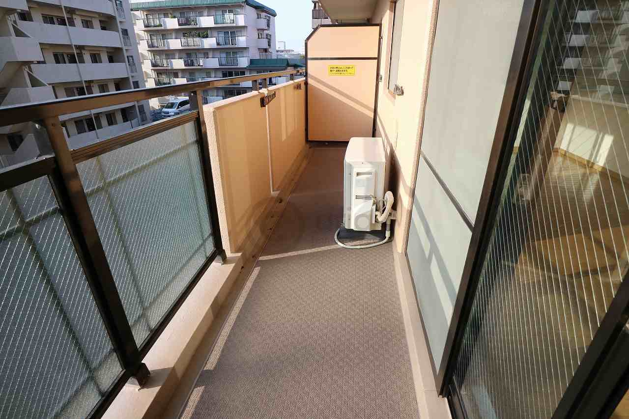 神戸市東灘区甲南町１丁目の賃貸マンションのバルコニー