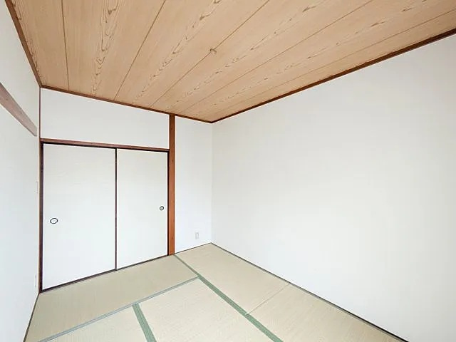 神戸市東灘区本山中町３丁目の賃貸マンションの居間・リビング