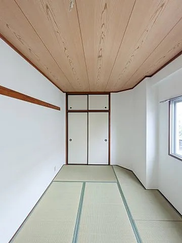 神戸市東灘区本山中町３丁目の賃貸マンションの居間・リビング
