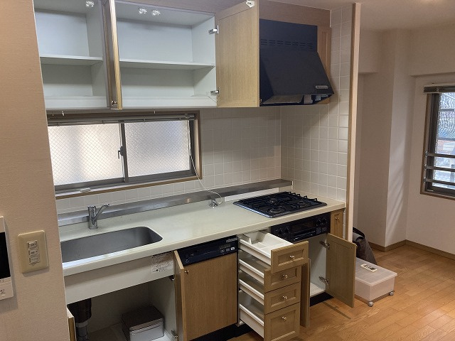 芦屋市大原町の賃貸マンションのキッチン
