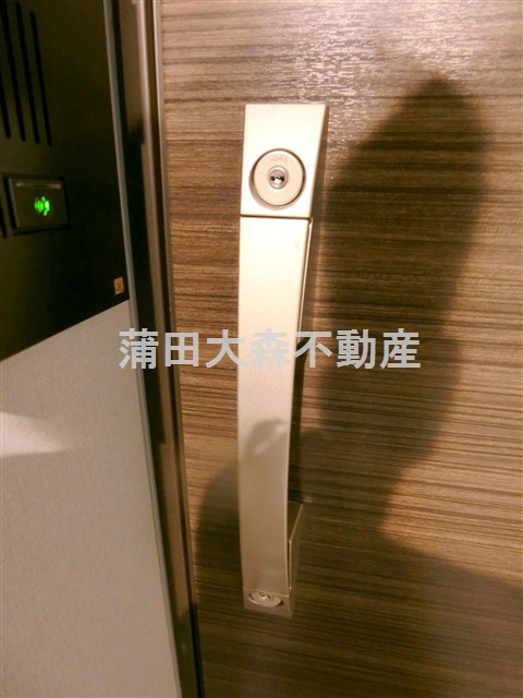 プライマル西蒲田の玄関
