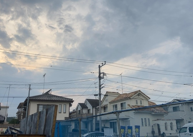 【展望】 | 眺望を気にして物件を探す場合、前面に建物が建っていないか現地で確認しましょう！前面に建物があると景色はもちろん、日当たりや風通しにも影響が出てきます。住んだ時のことを想像しながら現地見学をしましょう。