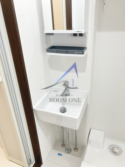 グランクオール北池袋の洗面所|独立洗面台です。