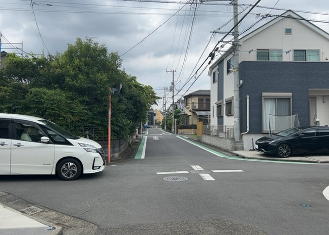 【展望】 | 眺望を気にして物件を探す場合、前面に建物が建っていないか現地で確認しましょう！前面に建物があると景色はもちろん、日当たりや風通しにも影響が出てきます。住んだ時のことを想像しながら現地見学をしましょう。