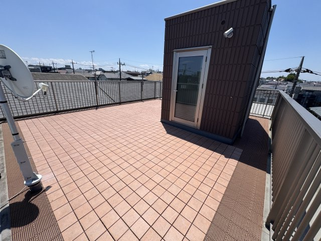 さいたま市浦和区岸町◆豪華な中古戸建てのバルコニー
