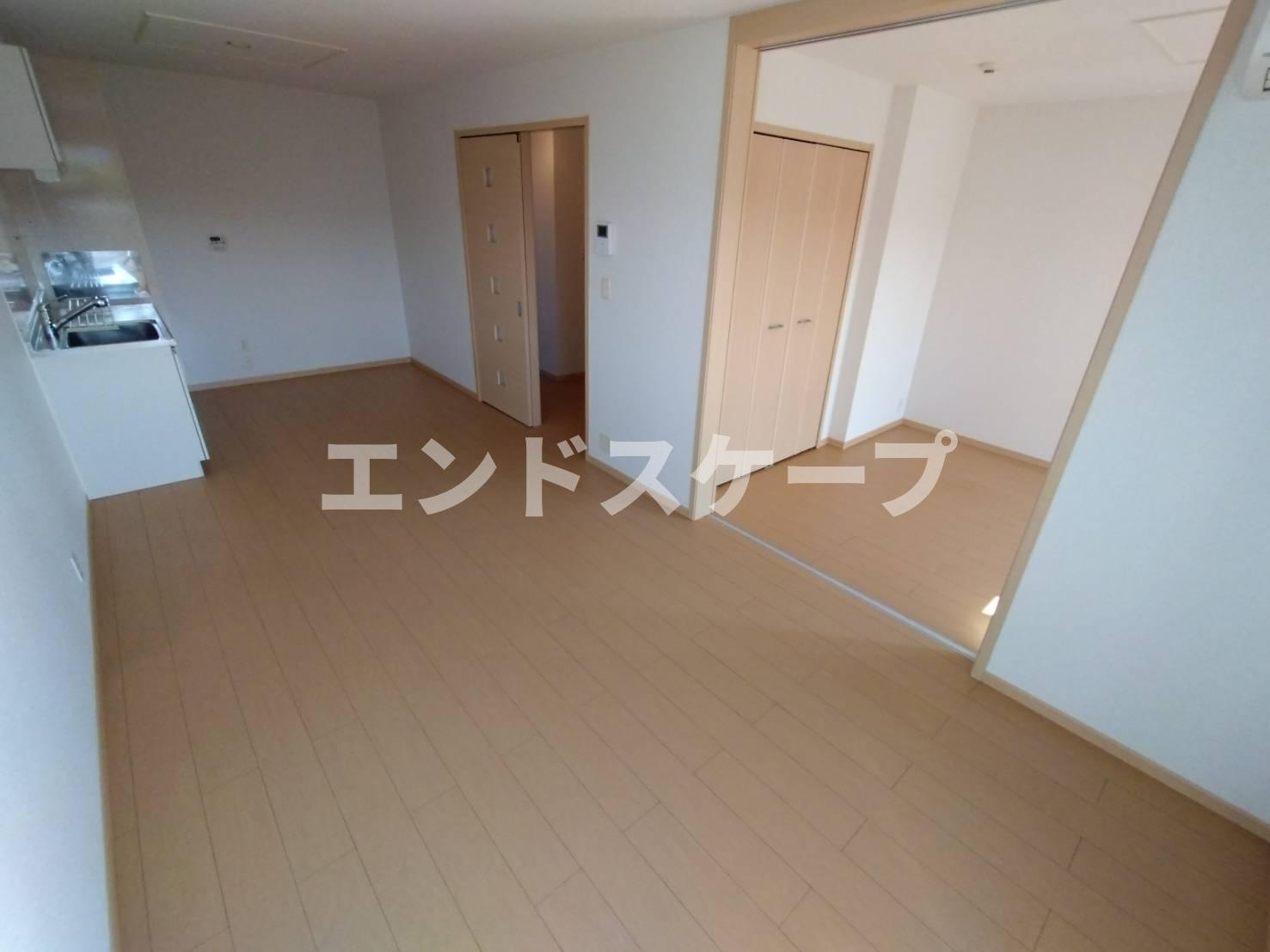 プラシード・カーサⅠの居間・リビング|高崎、前橋のお部屋探しはエンドスケープまで！お客様の理想お聞かせ下さい♪