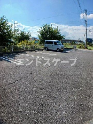 プラシード・カーサⅠの駐車場|高崎、前橋のお部屋探しはエンドスケープまで！お客様の理想お聞かせ下さい♪