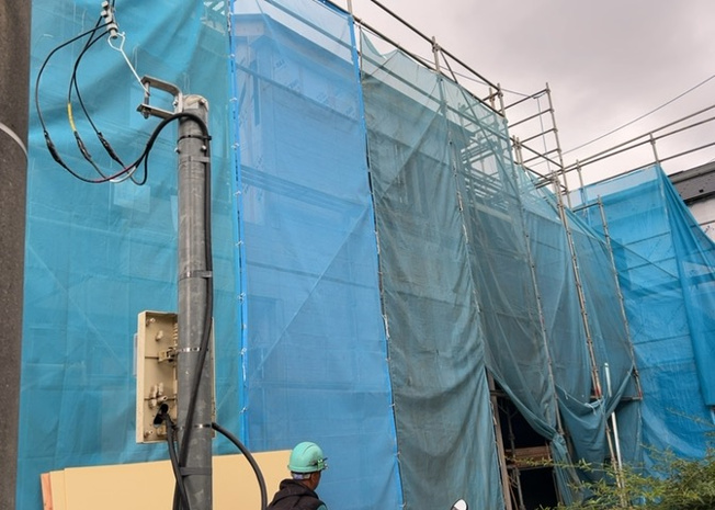 【内装】 | 建物建築の外壁の主流となっているサイディング仕様は、板を外壁に貼り合わせる施工方法です。金属系・木質系・窯業系があり、断熱性や耐用性などが異なります。外壁の色やデザインなど詳細は現地でご確認ください。