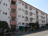 新桜ヶ丘団地2号棟の画像