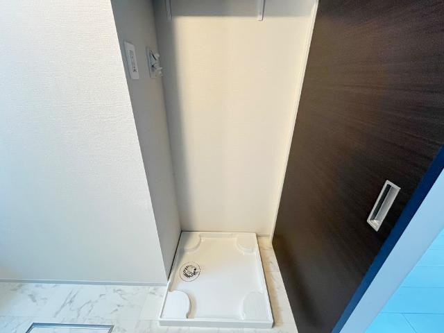クローバーアイズのその他|洗濯機置場