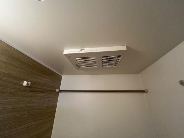 大曽根原町新築アパート②（仮の浴室|浴室乾燥機（イメージ）