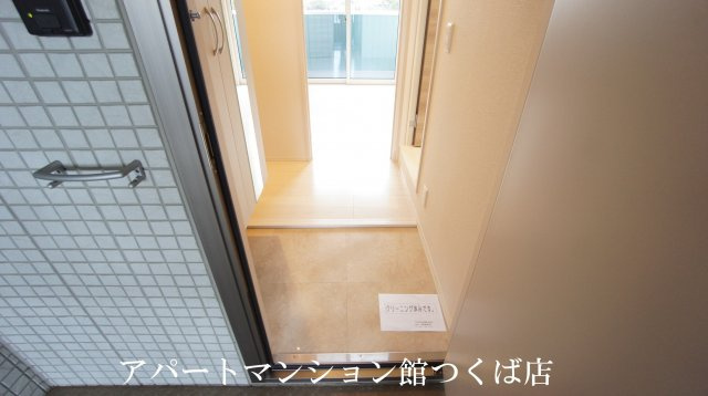 ワレアハレの玄関