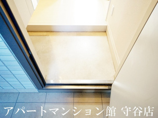 【玄関】 | ラヴィーヌみどりの