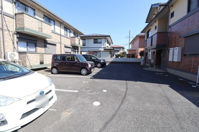 グランシャリオ ＡＢＣの駐車場|駐車場