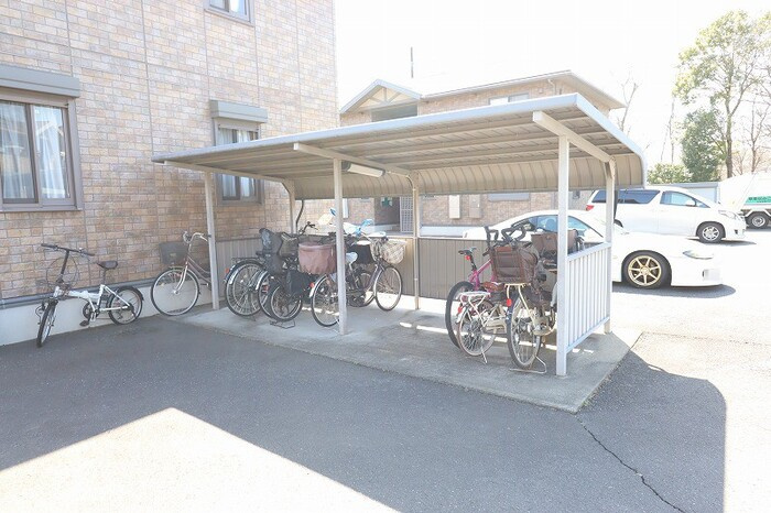 リビングタウン松代 ＡＢＣＤＥのその他共用部分|駐輪場