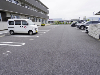 【駐車場】 | カーサ フェリーチェ | 駐車場