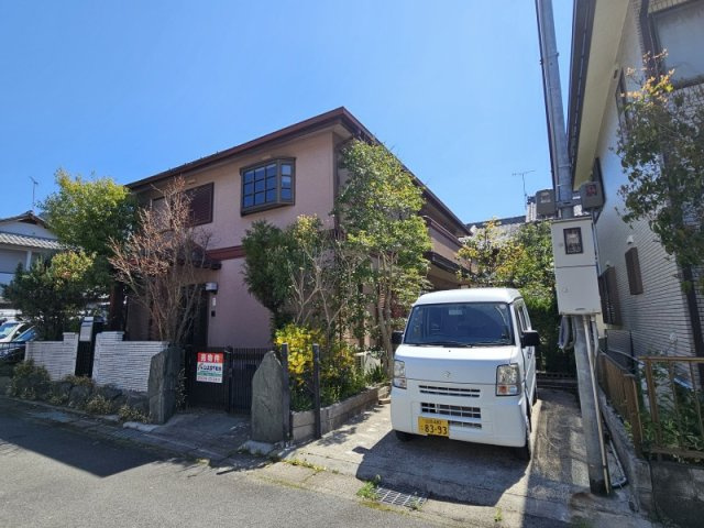 落ち着いた雰囲気の住宅街にあるお家