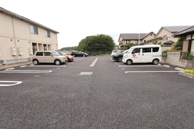 フローラの駐車場|駐車場